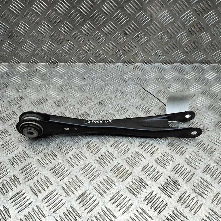 Rear upper control arm/wishbone 6878037
