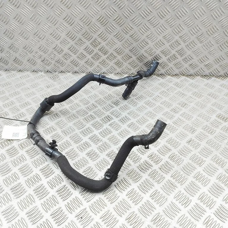 Motora dzesēšanas caurule (-es)/šļūtene (-es) 6608098369