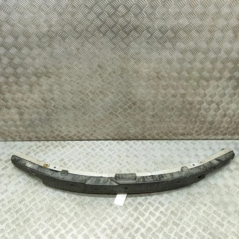 Front bumper cross member – Tesla Model Y (2020-)