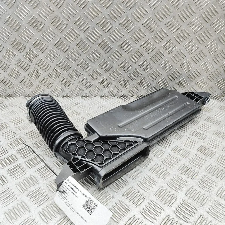 Air intake duct part MF06D012