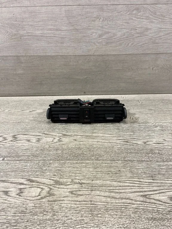 Centrālās gaisa restītes – BMW 3. sērija F30 F35 F31 (2012-2018)