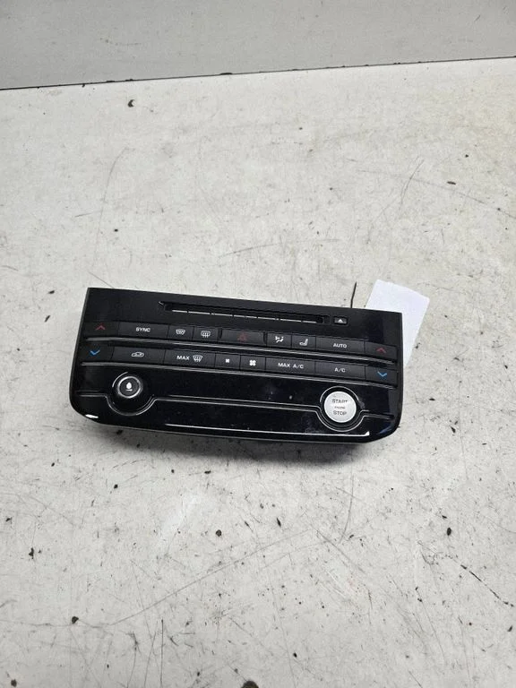 Climate control unit GX6318C858FC