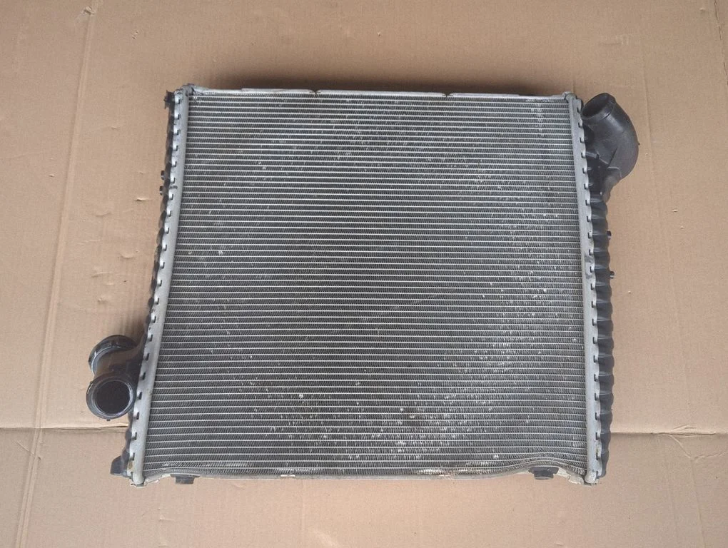 Dzesēšanas šķidruma radiators 992121252