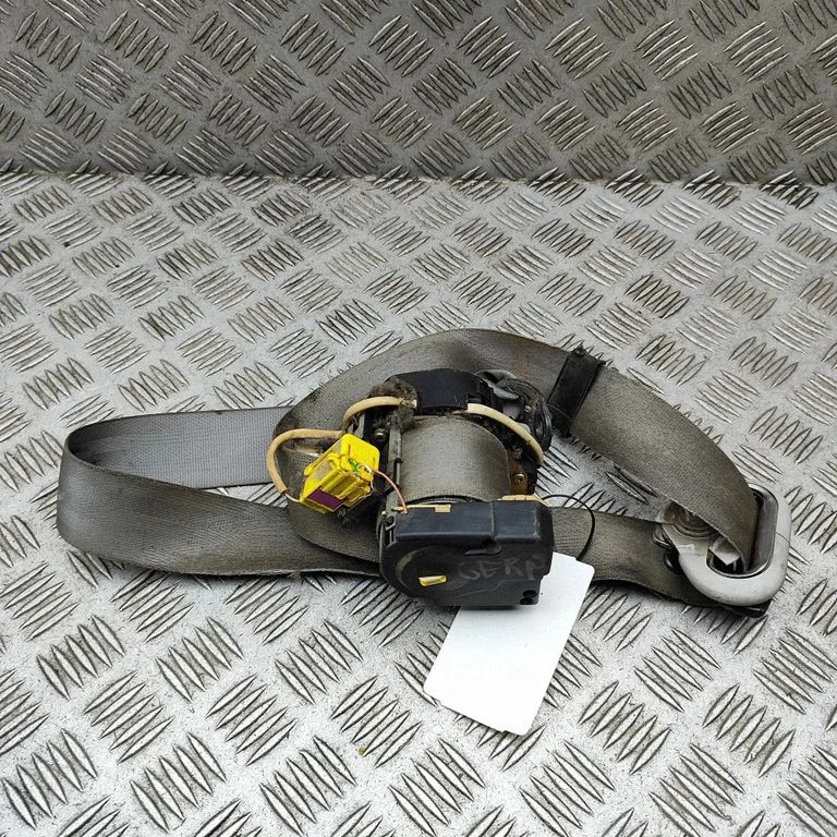 Priekšējā drošības josta 7H0857805D