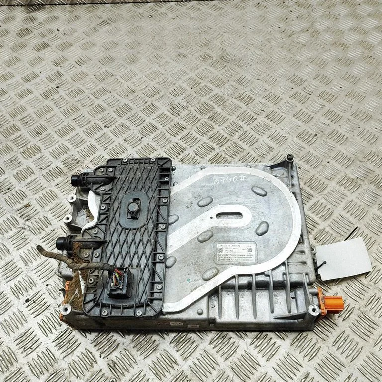 Invertors (sprieguma pārveidotājs) 1EE915684E
