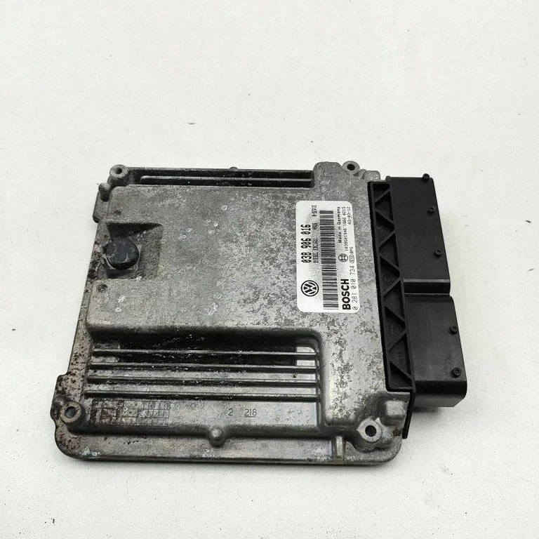 Dzinēja vadības bloks 0281010734