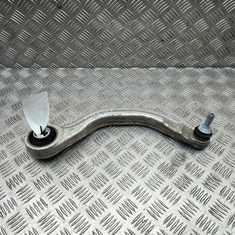 Priekšējā apakšējā svira/svārsts 134435400A