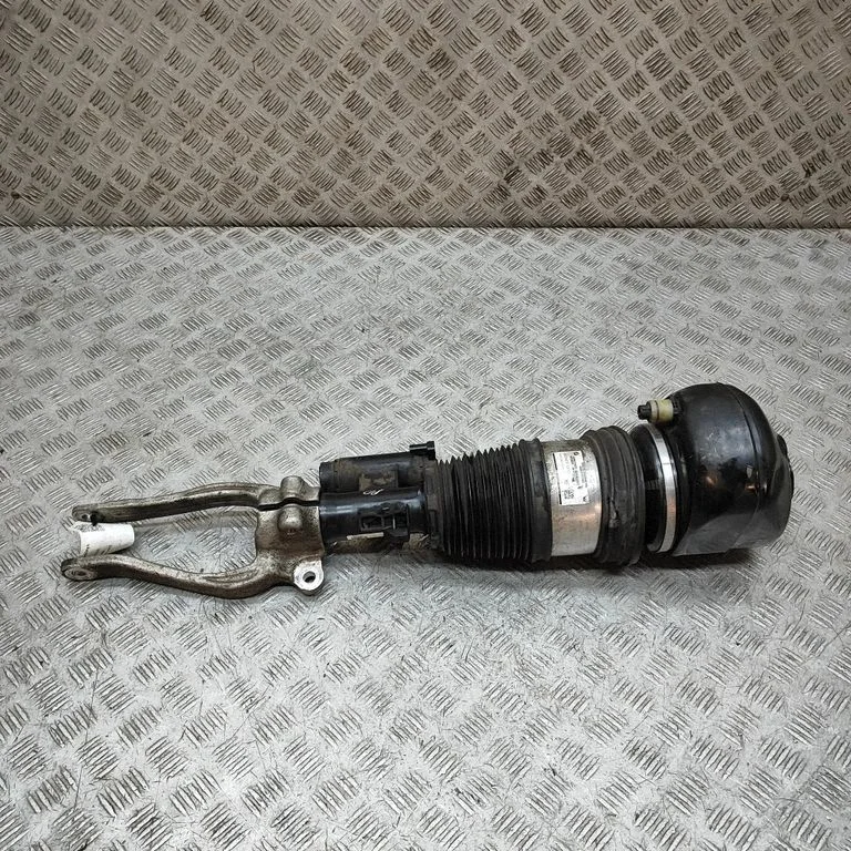 Air suspension front shock absorber 7915946