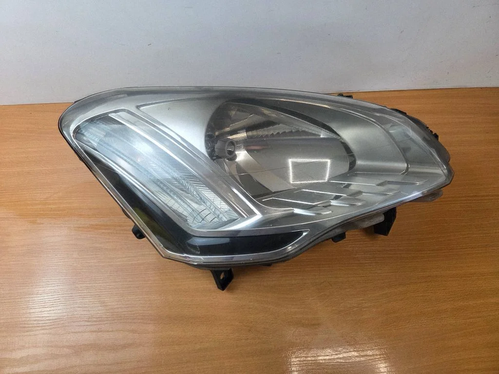 Esituli 9806306280