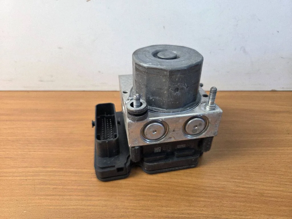 Pompa ABS 57110T1GG320M1