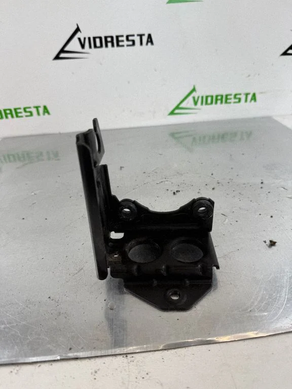 ABS pump bracket – Mercedes-Benz Vito Viano W447 (2014-)