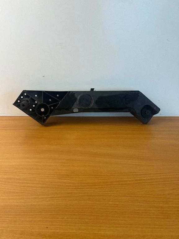 Headlight/headlamp mounting bracket 93868911