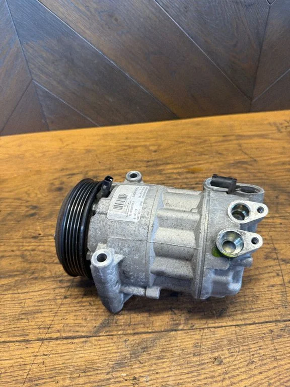 Air conditioning (A/C) compressor (pump) 01141478