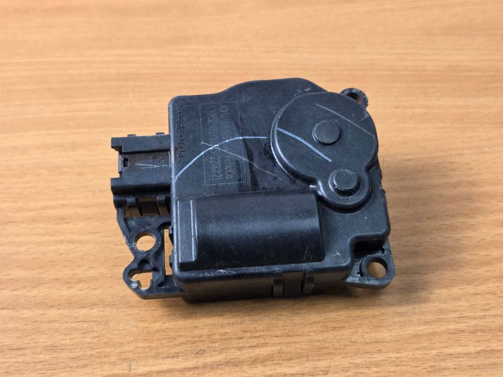 Air flap motor/actuator AV1119E616GA