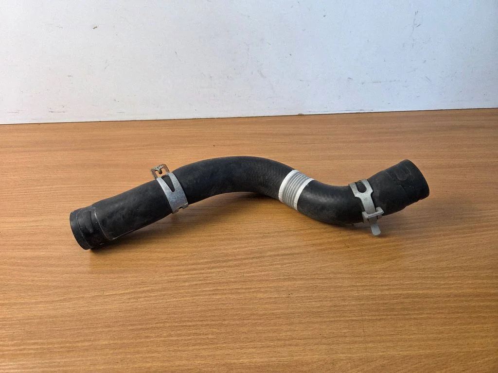 Mootori jahutusvedeliku toru / voolik 25411H8700