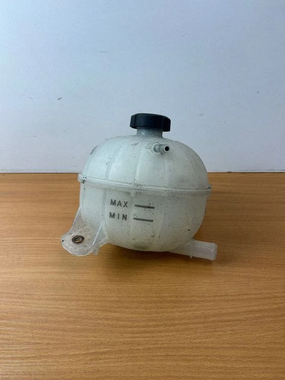 Coolant expansion tank/reservoir 25430D3500