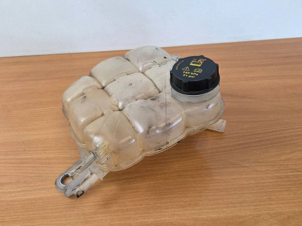 Coolant expansion tank/reservoir JX618A080C
