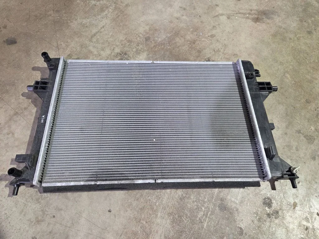 Coolant radiator 25310G7000