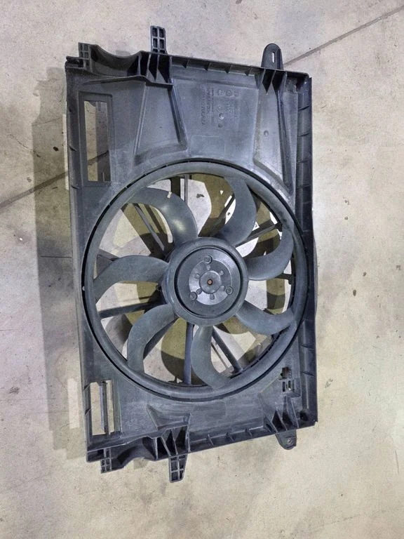 Radiaatori ventilaatori difuusor 16482390