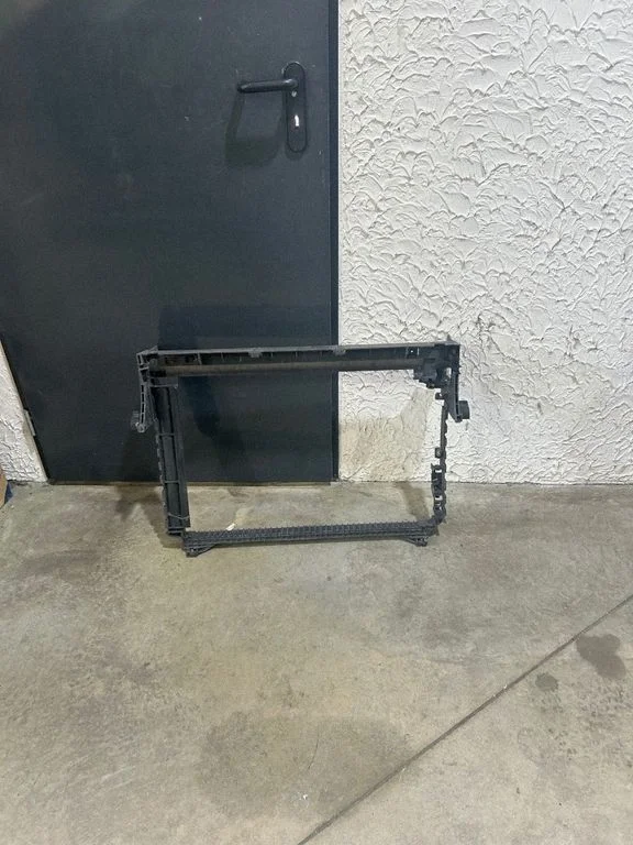 Radiator support slam panel GX738B588CE