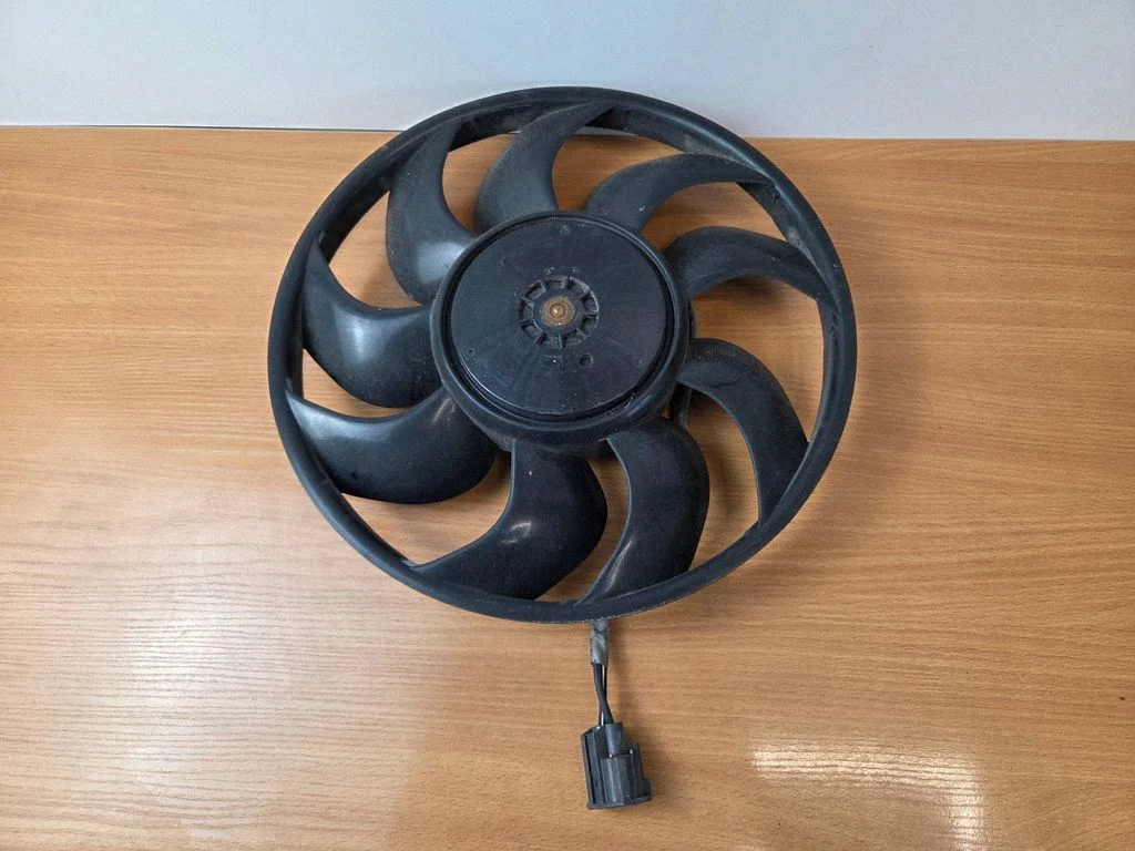 Elektriskais radiatora ventilators 3137230219