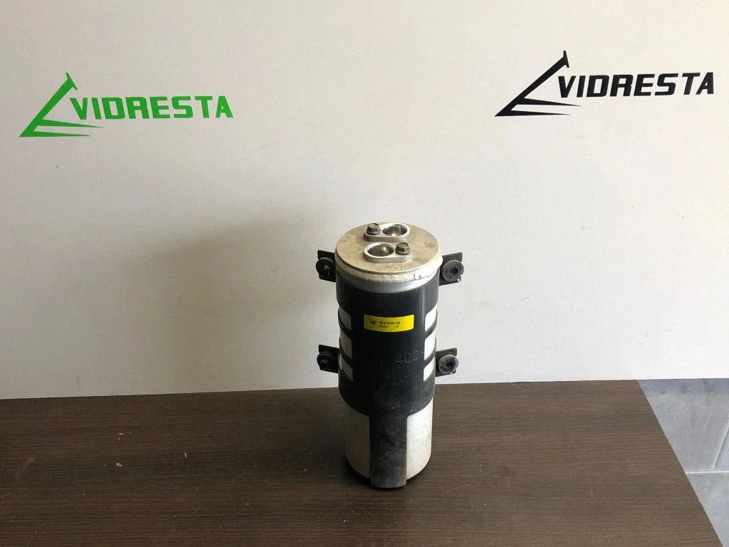 Air conditioning (A/C) air dryer 924793NL0B