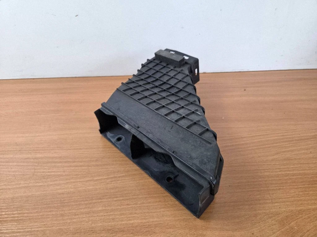 Air intake duct part 28210D3100
