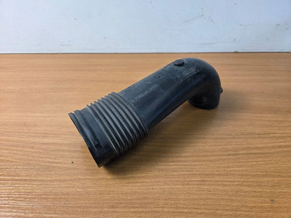 Air intake duct part ET769C676BA