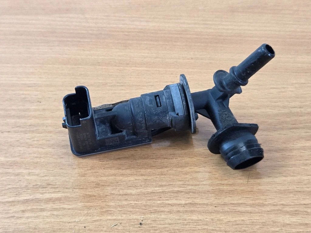 Air pressure sensor 9673199580