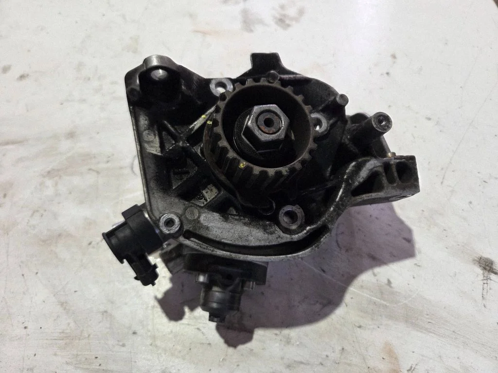 Fuel injection high pressure pump – Ford Transit/ Tourneo Connect Grand Tourneo Connect (2013-2018)