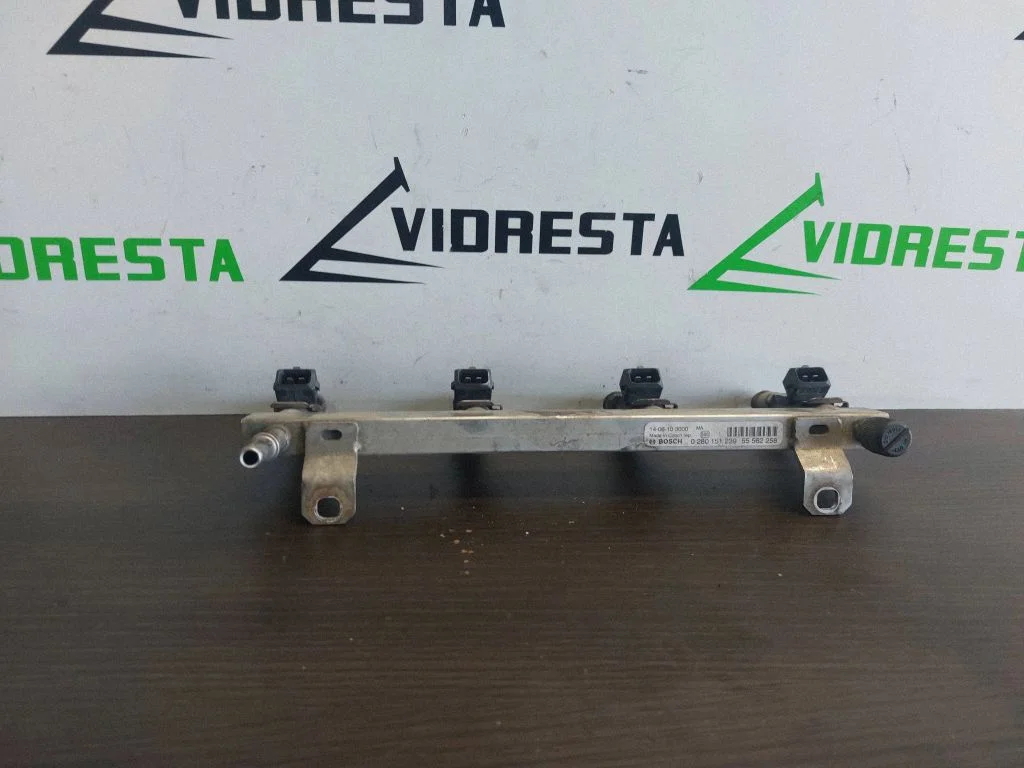 Pihustite (düüside) komplekt – Opel Corsa D (2006-2014)