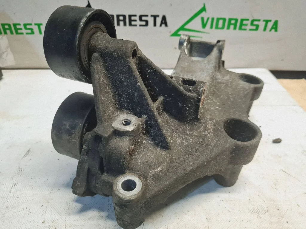 Generator/alternator bracket