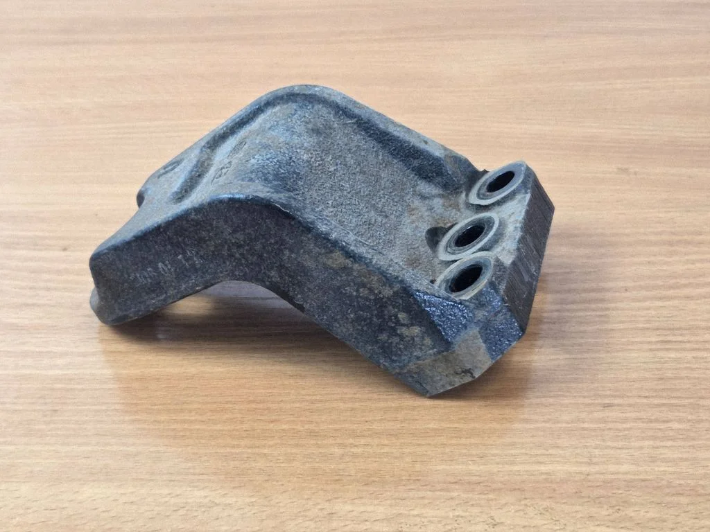 Mootori kinnituskronstein PJ7FCD450