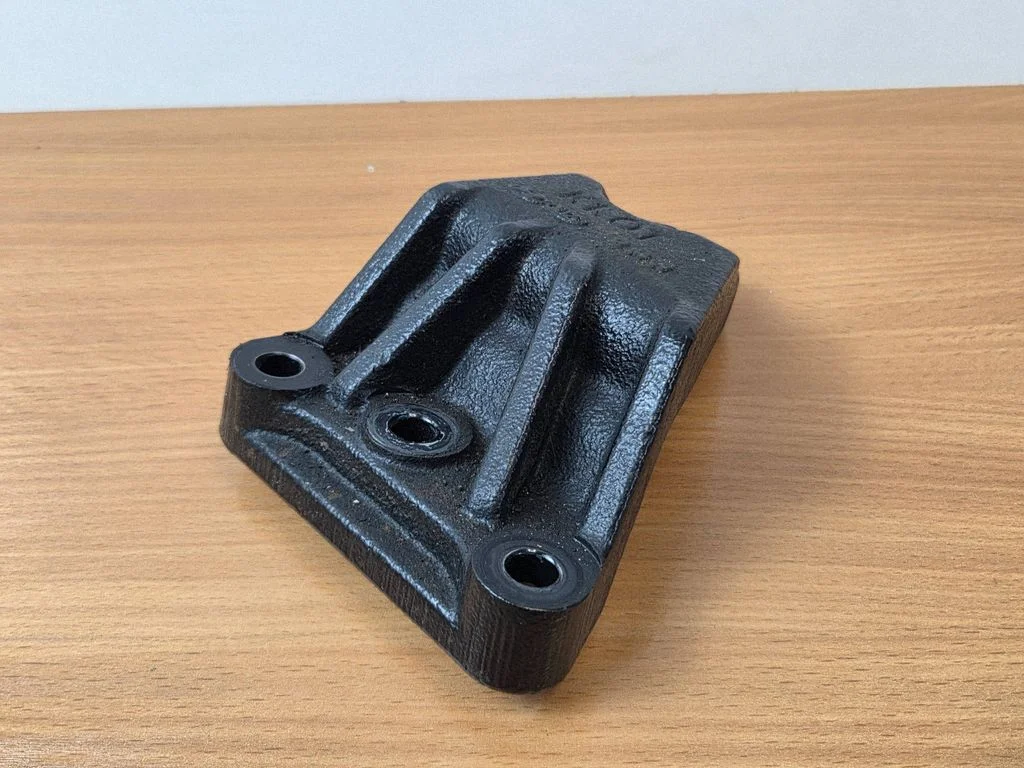 Mootori kinnituskronstein FCD450