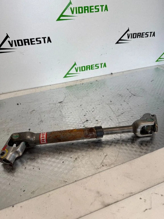 Steering column universal joint 60811AR