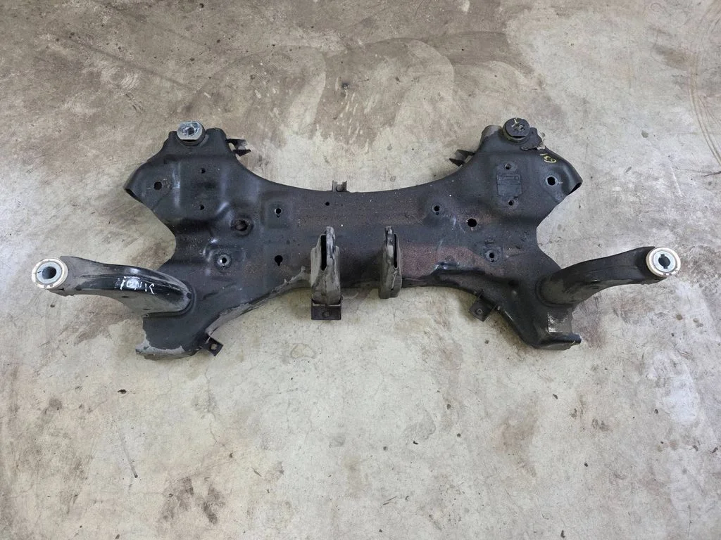 Front subframe 62401G7100