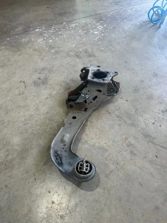 Rear upper control arm/wishbone JX615A968