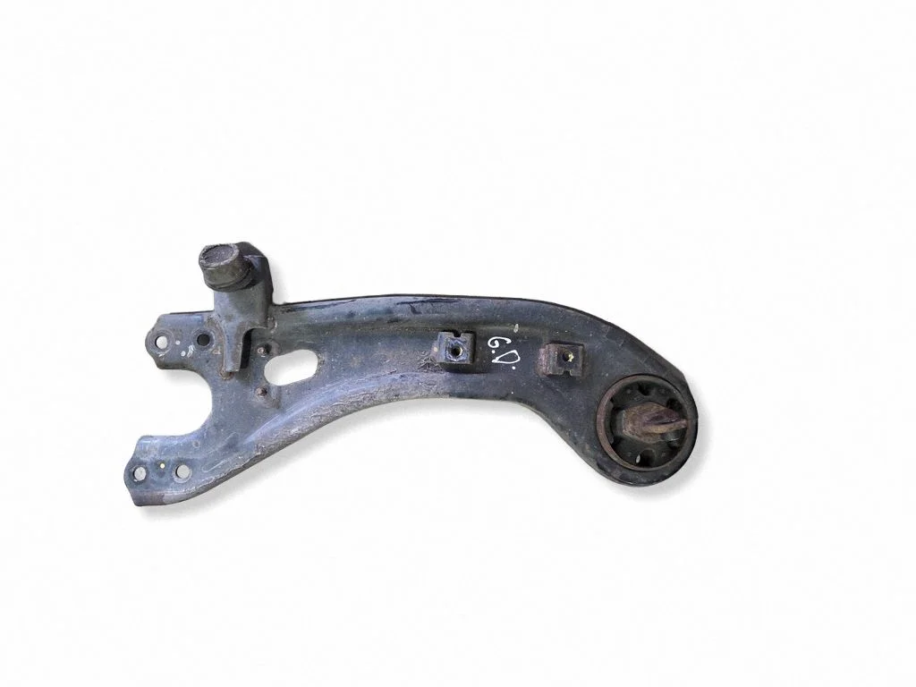 Rear upper control arm/wishbone – rear right