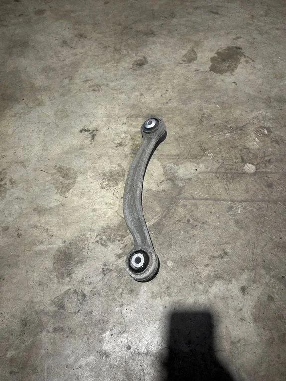 Rear upper control arm/wishbone 20409F16