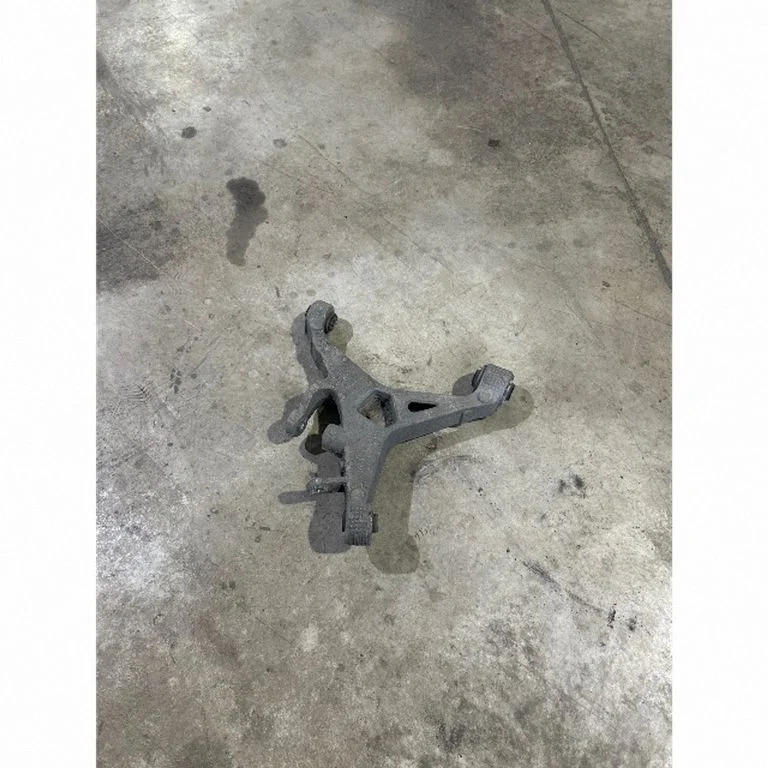 Rear upper control arm/wishbone 5B530