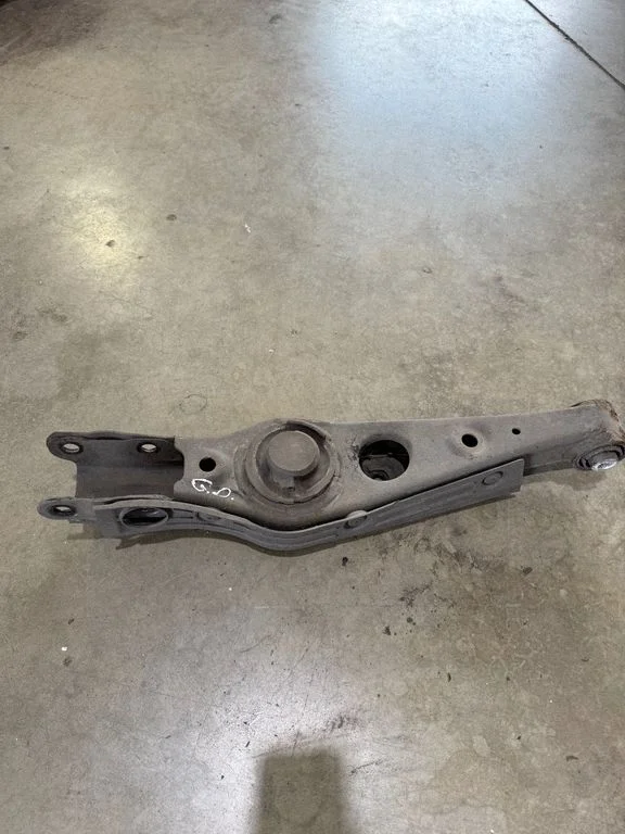 Rear upper control arm/wishbone 55220D3050