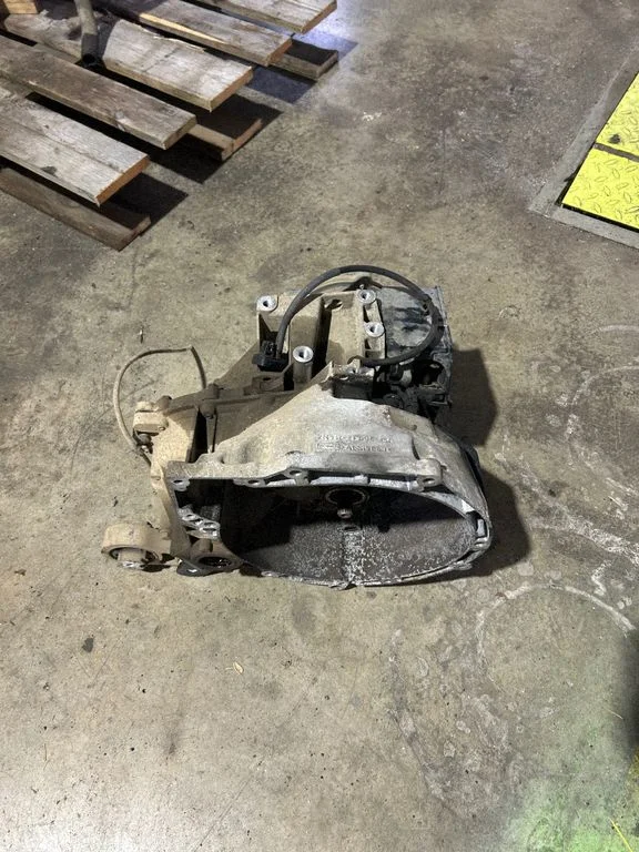 Manual 5 speed gearbox FT7R7002ABF