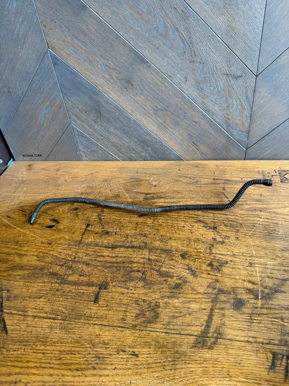 Clutch pipe/line