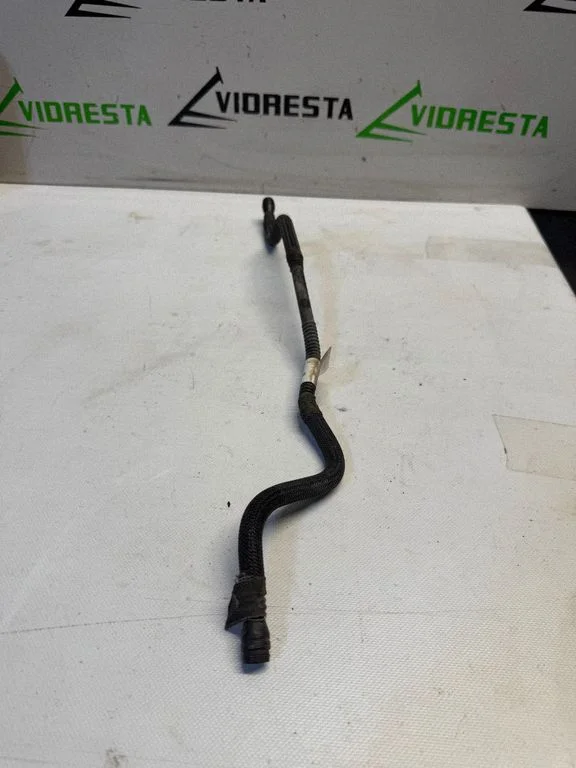 Clutch pipe/line