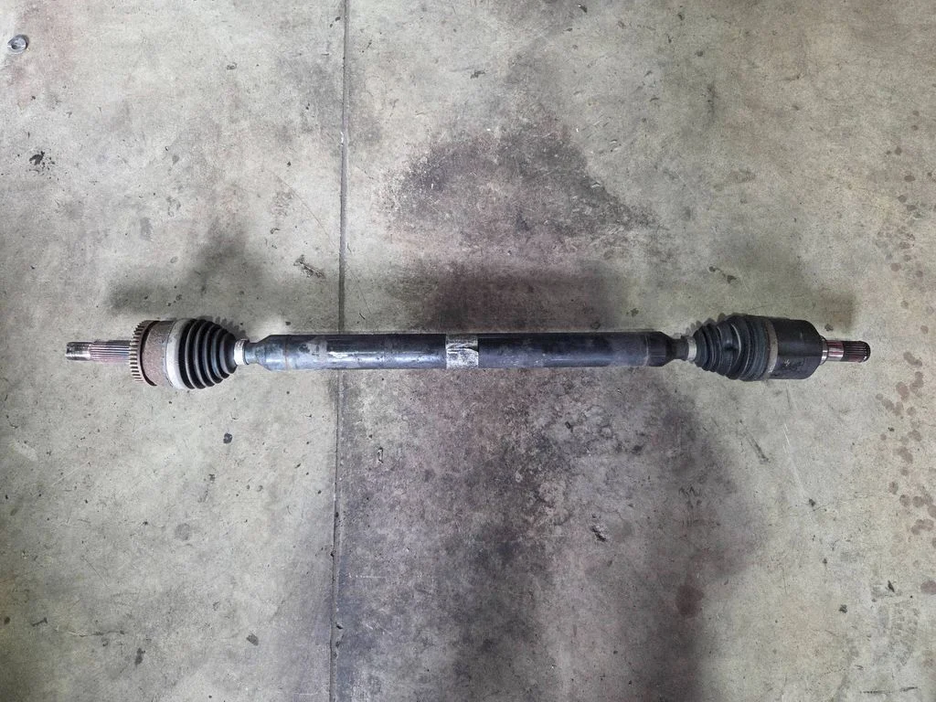 Front driveshaft 49501D7180