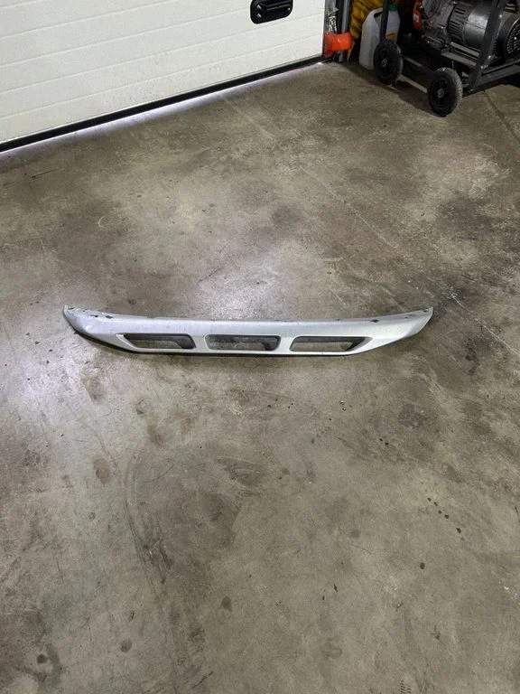 Front bumper lip 9810880477
