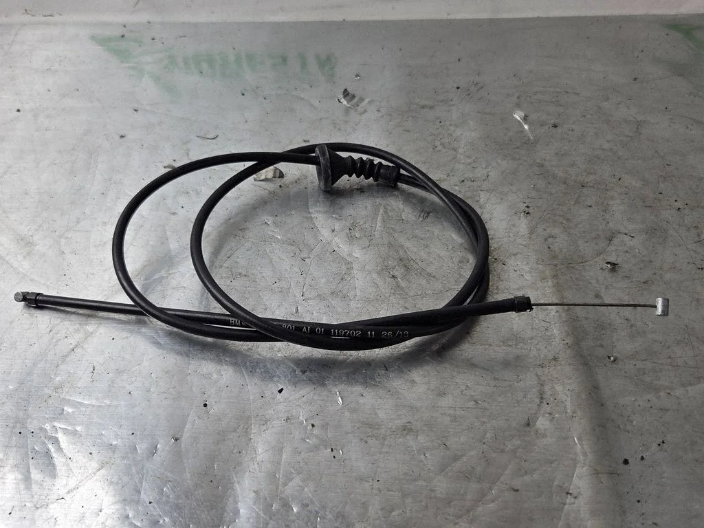 Engine bonnet/hood lock release cable 7255801
