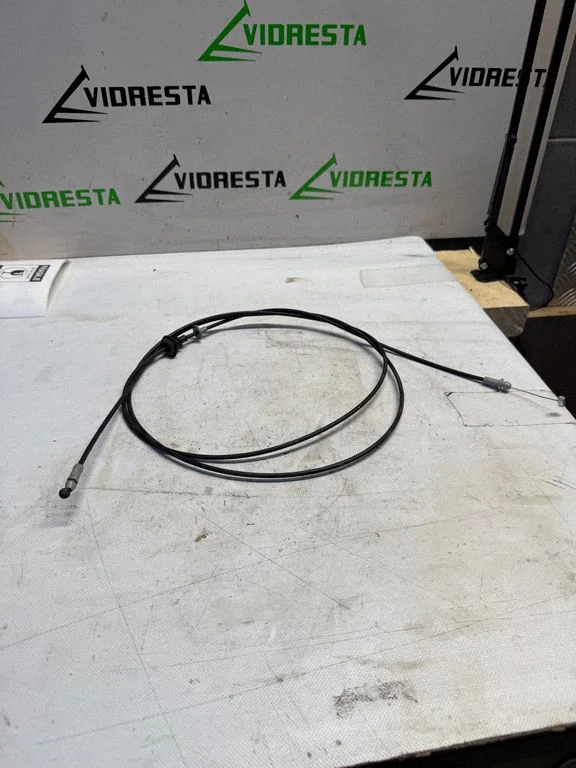 Engine bonnet/hood lock release cable