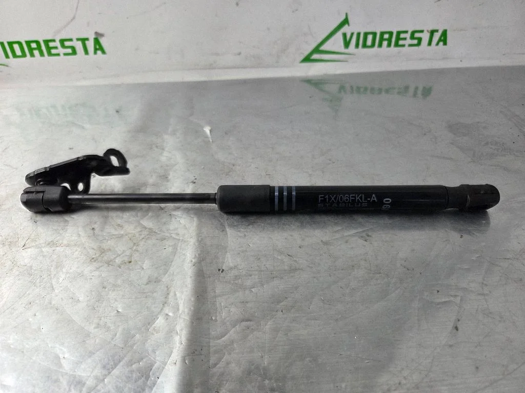 Front bonnet/hood damper/strut – BMW 6 Series F06 Gran coupe (2012-2018)