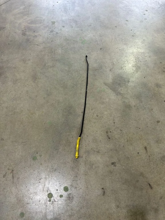 Engine bonnet/hood prop rod/strut